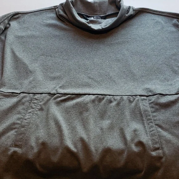 North Face Girl's Long Sleeve Gray Sweatshirt w/Pocket Size M (10/12) - Picture 6 of 13